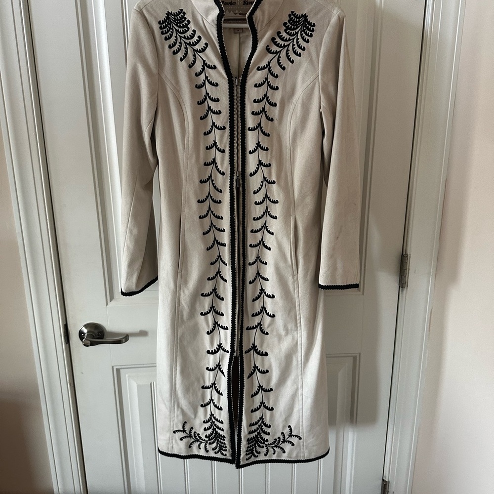 Jacket - Picture 2 of 4